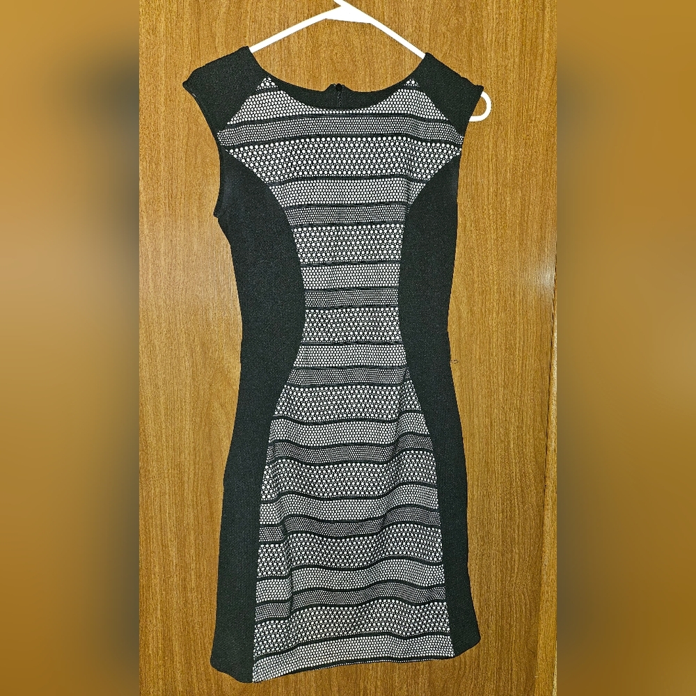 Career dress, eye-catching pattern women's small, lined